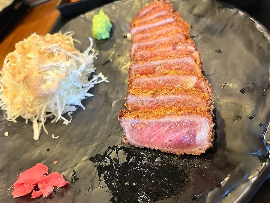Table after finishing the gyukatsu set meal