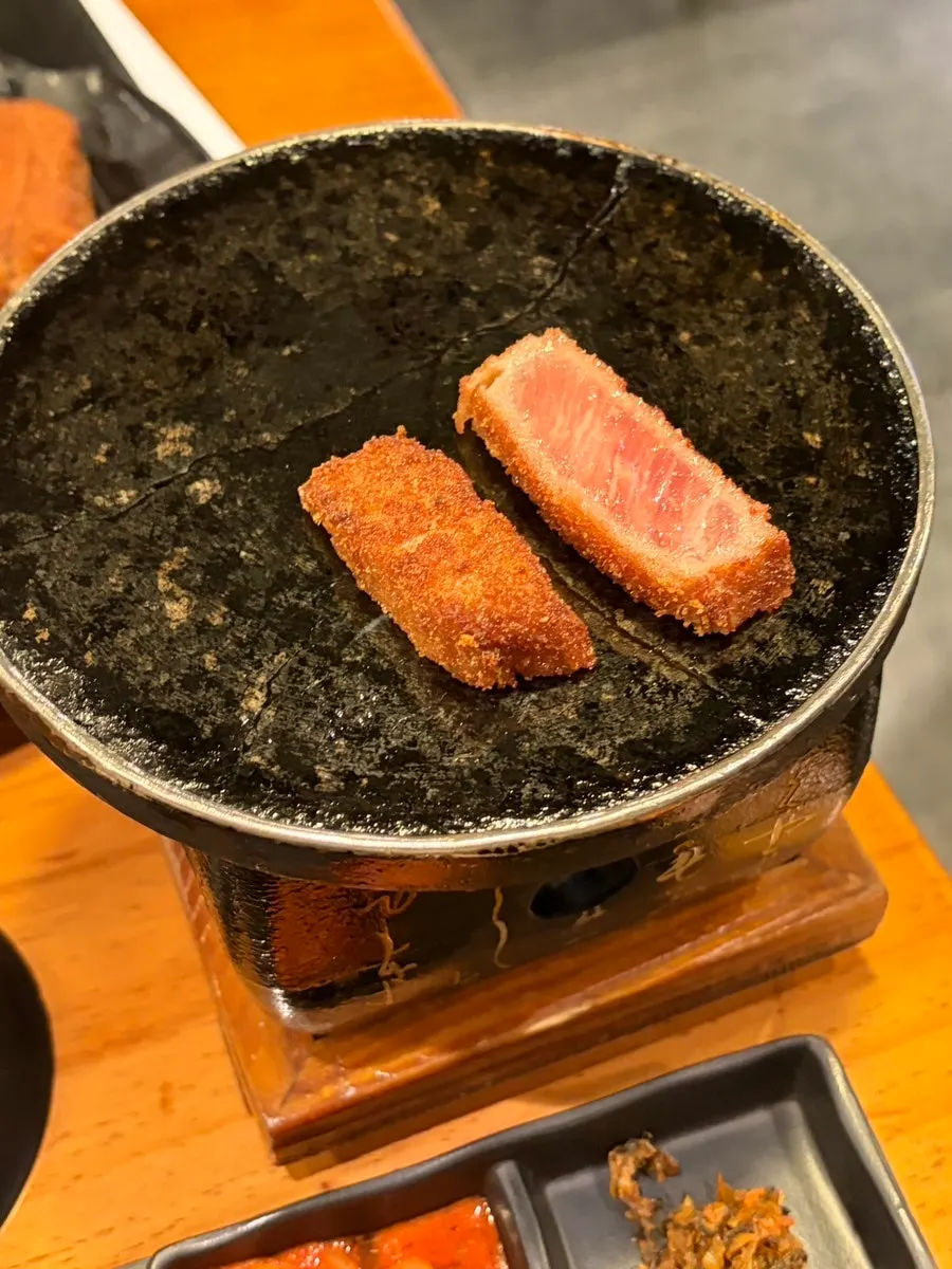 Gyukatsu grilling on the mini tabletop grill