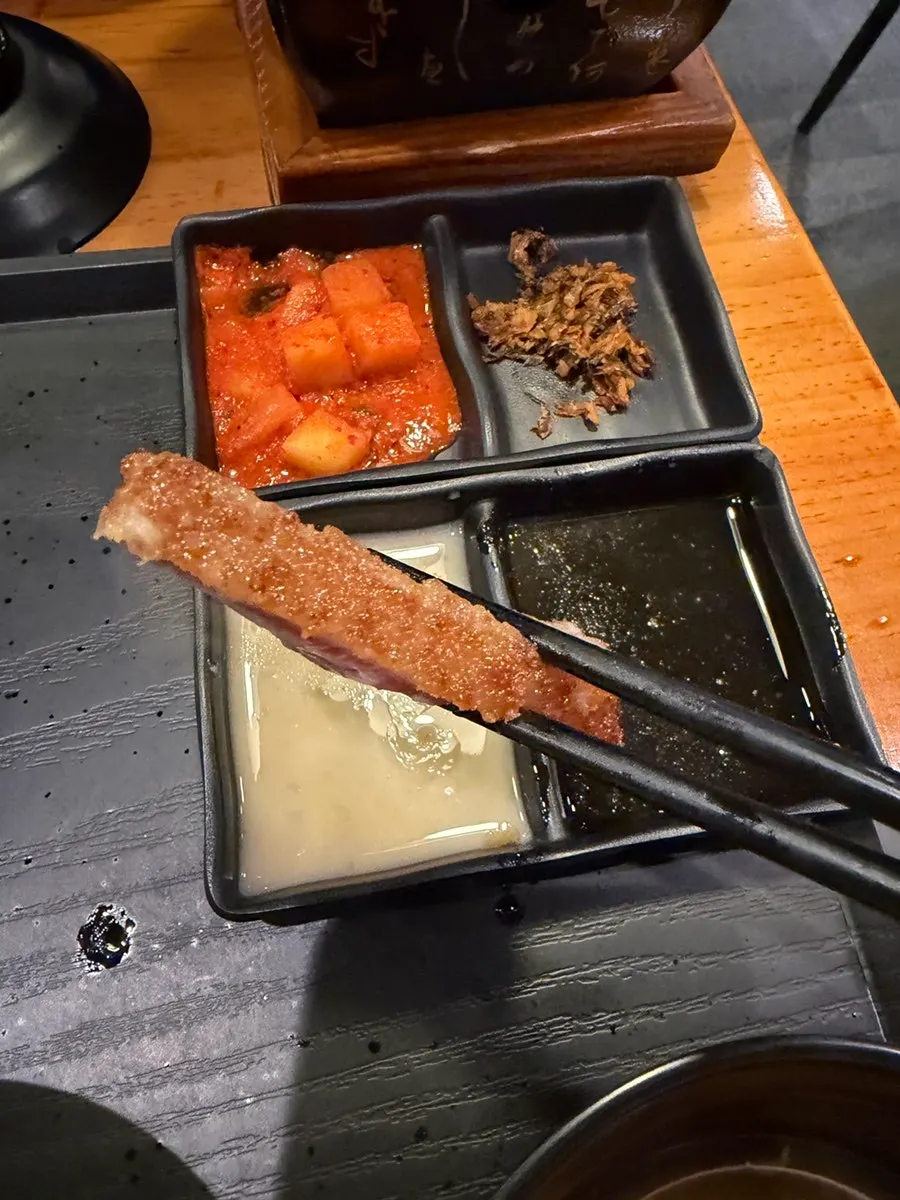 Finished plate of self-grilled gyukatsu