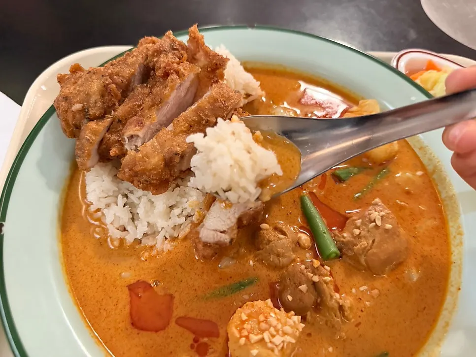 Weekday lunch at Jeongyun Kitchen