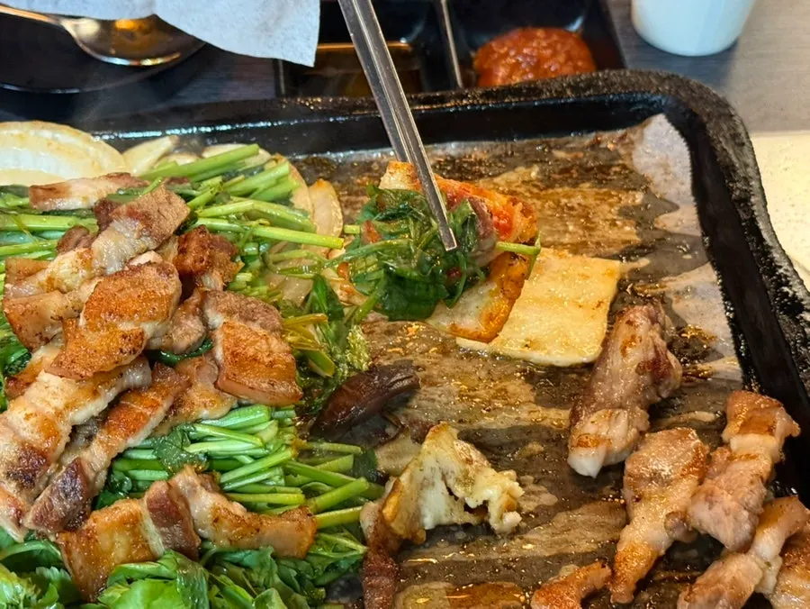 겉은 쫄깃하고 속은 고소한 구운 치즈