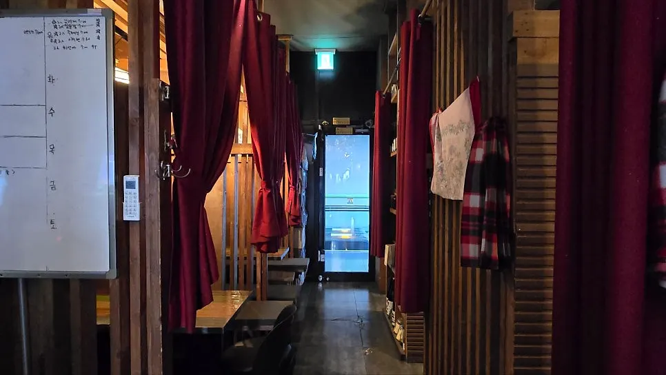 Interior of Nani with Yeouido view through floor-to-ceiling windows