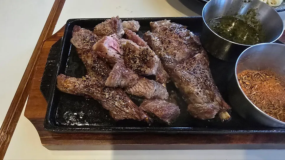 Lamb placed on the heated hot plate