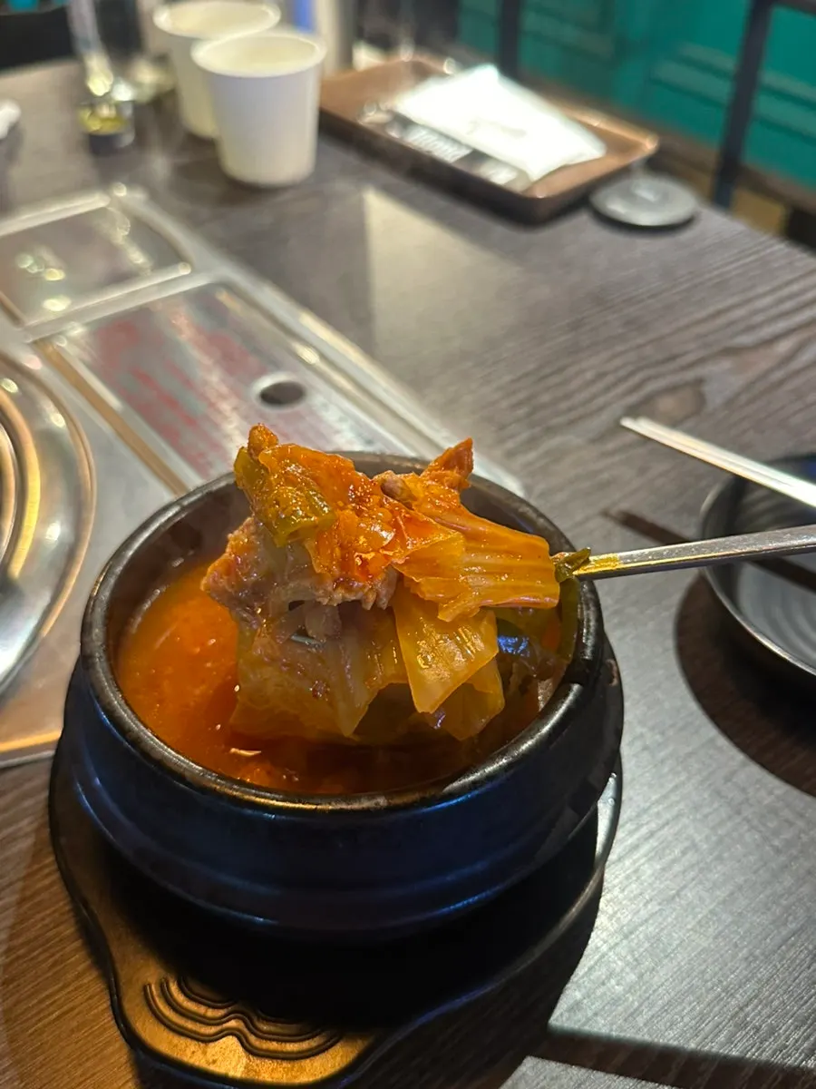 무료로 제공되는 김치찌개