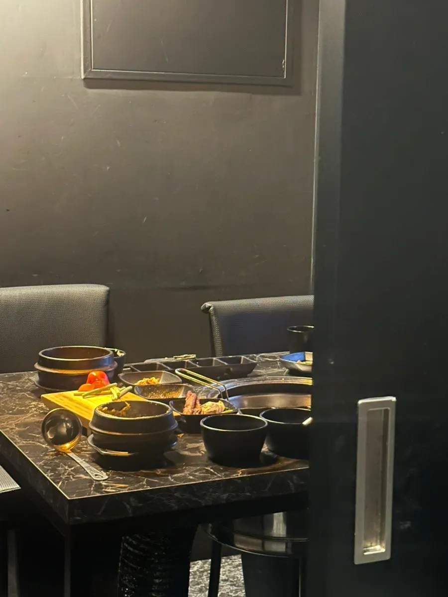 Yuk Lab location in front of Yeouido Station Exit 5