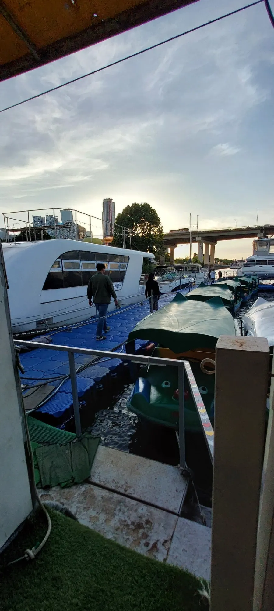 Private sailing yacht experience