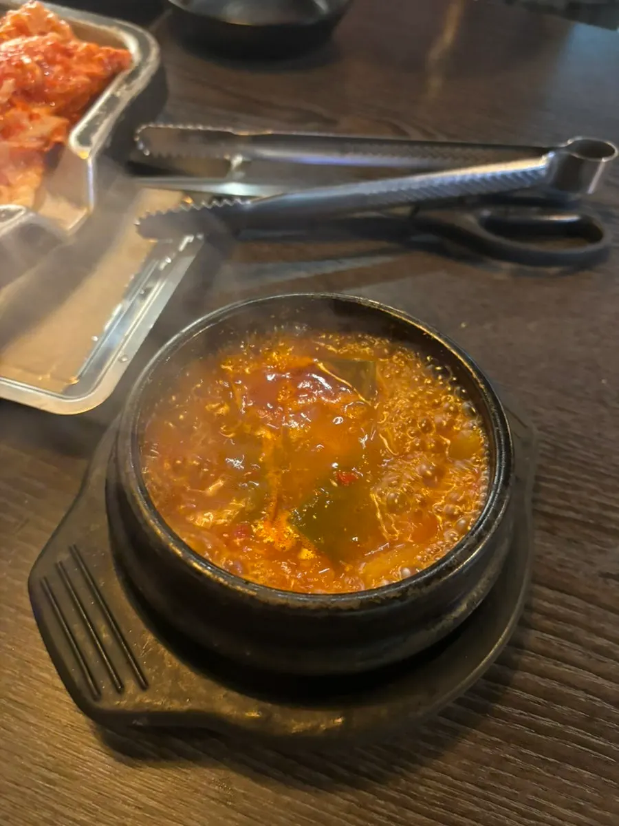 Menu showing the price for one serving of ogeopsal