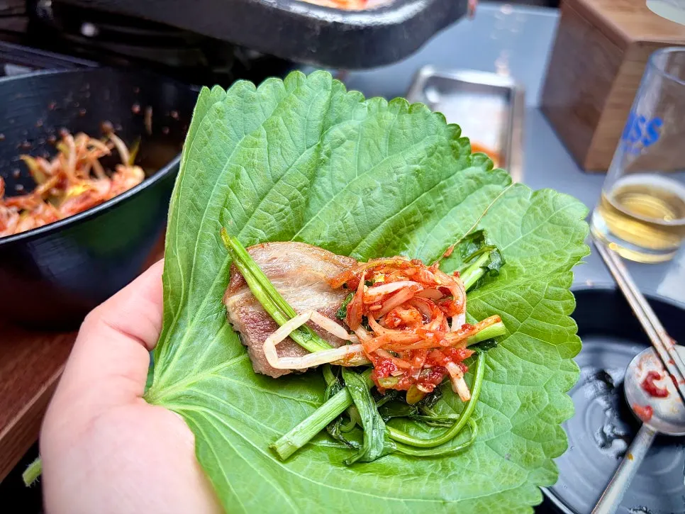 Grilled kimchi minari pork neck