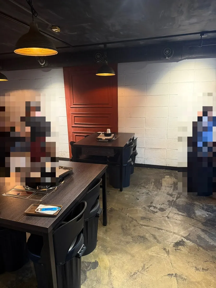 Interior of Smile Samgyeop's duplex-structure restaurant