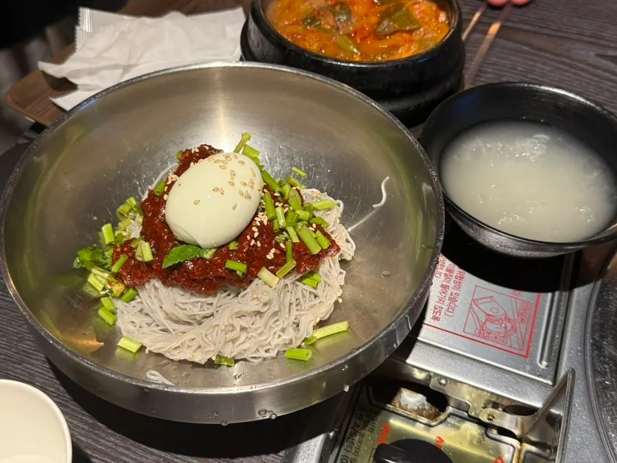 Smile's bibim naengmyeon served with broth