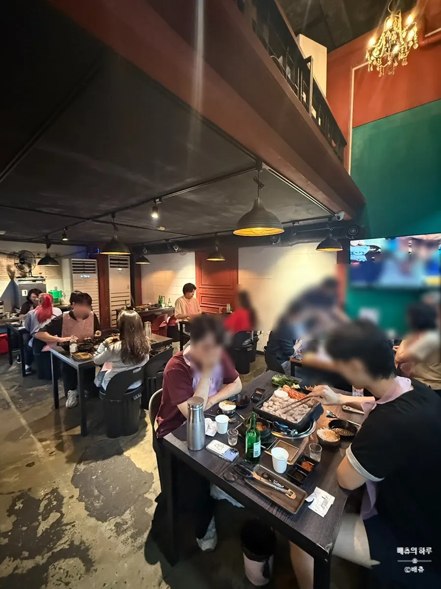 Tables inside Smile Samgyeop Main Branch