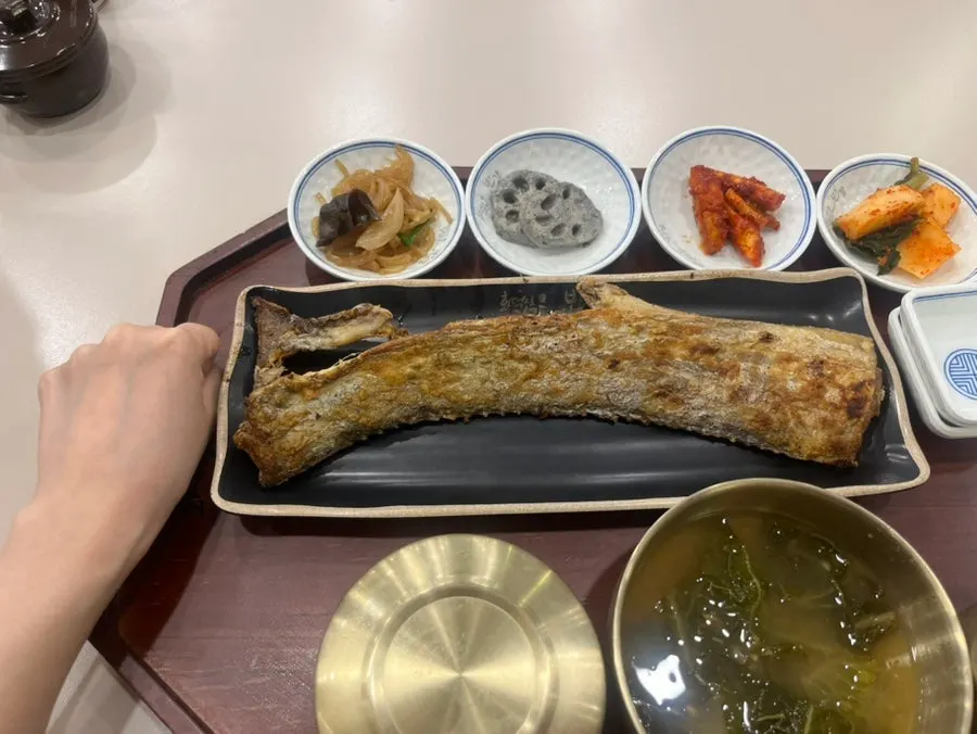 화덕 갈치구이 정식 한상 차림