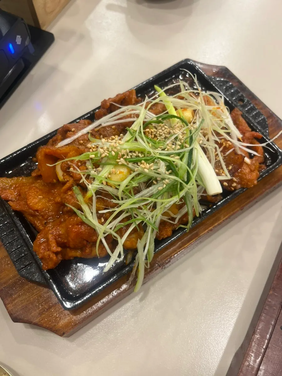 사이드로 추가한 제육볶음