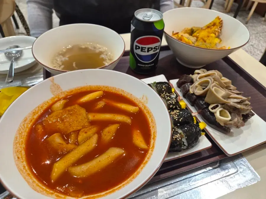 Signature dishes at Hyeonseonine Premium IFC Mall Branch