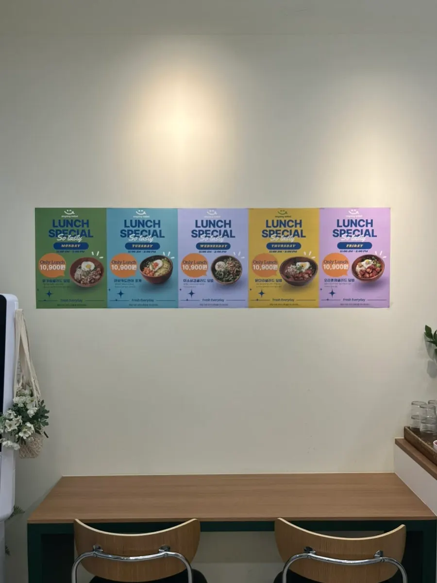 Cover image of Singsing Salad Yeouido Branch