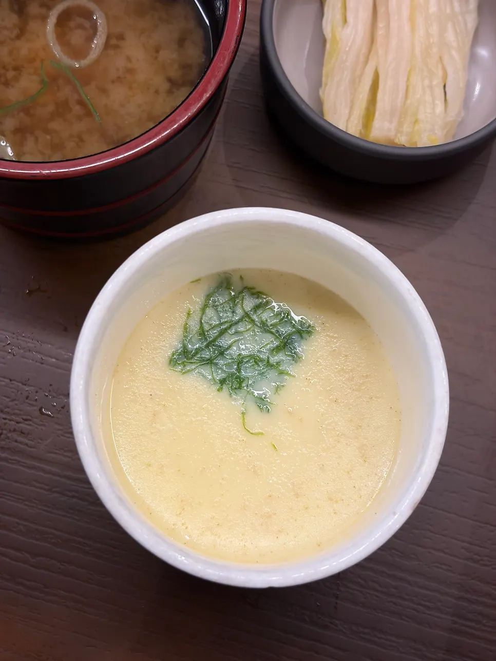 Chawanmushi, miso soup and pickles served first