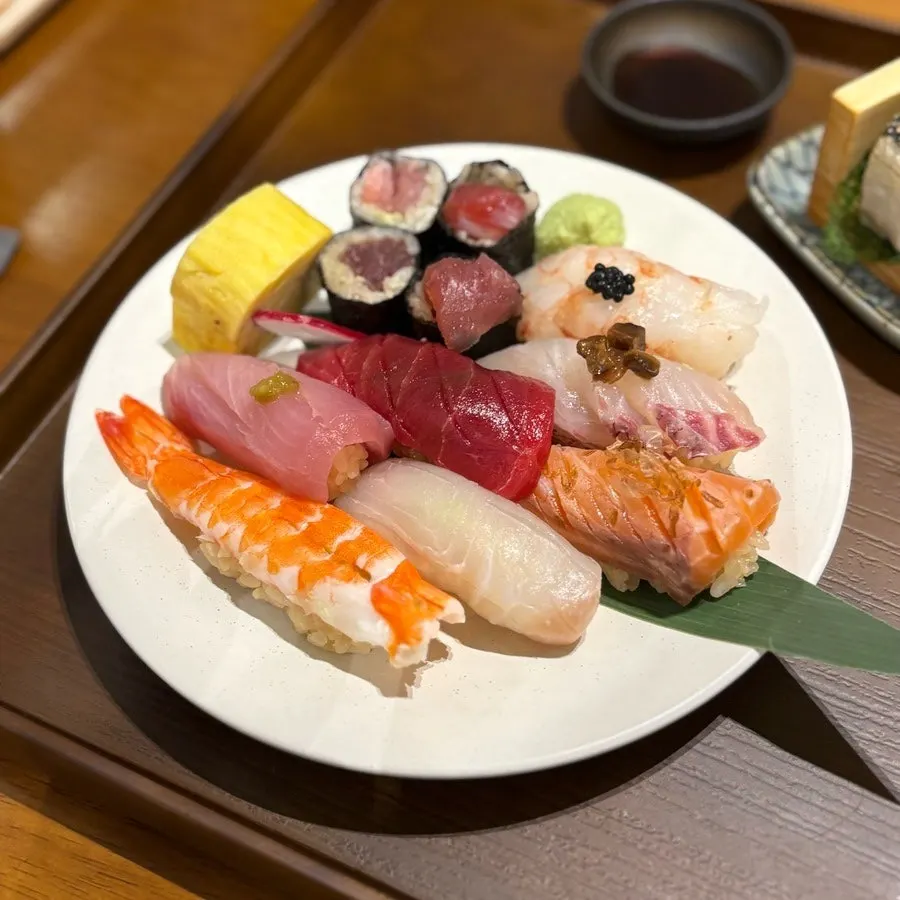 A plate of today's sushi at Ilpum Yeouido Branch