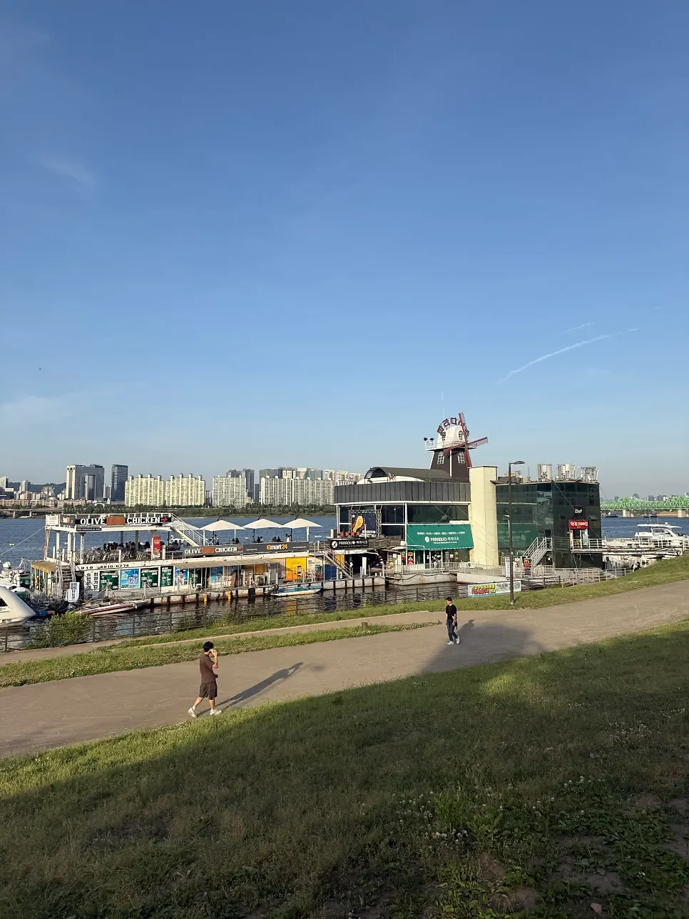 Yeouido yacht boarding location