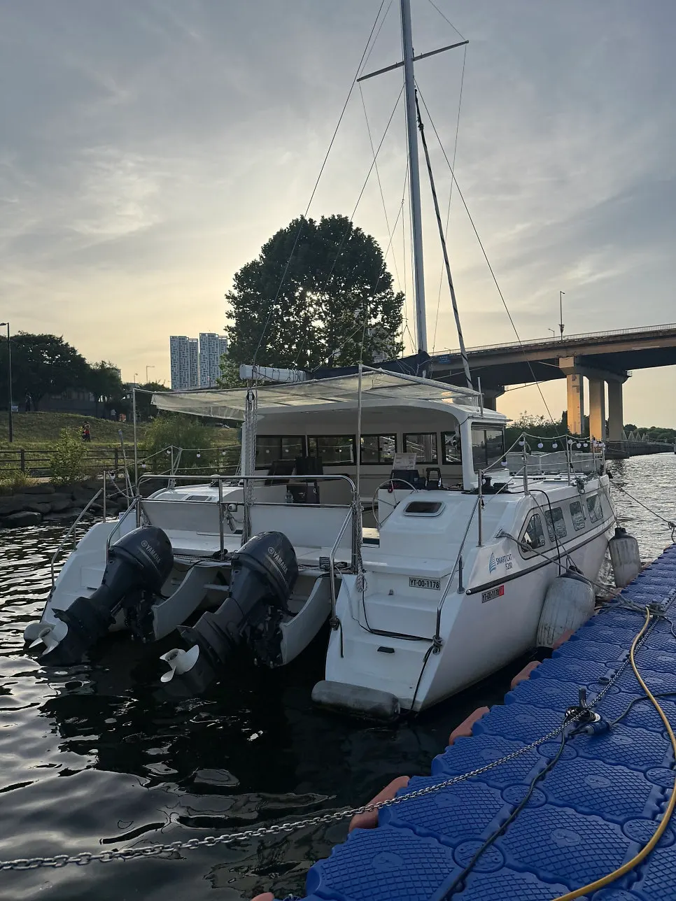 Sailing Paradise yacht