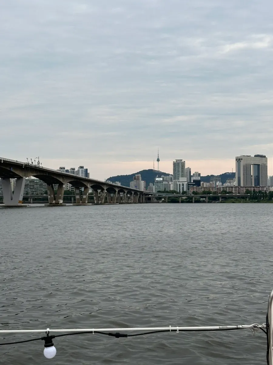 63빌딩에서 당산철교로 향하는 요트 코스