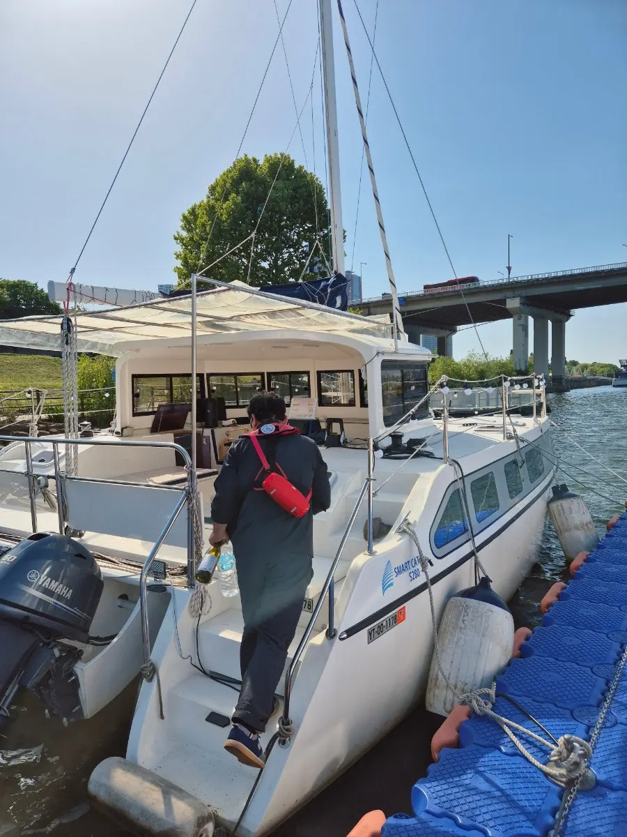Family outing before boarding the yacht