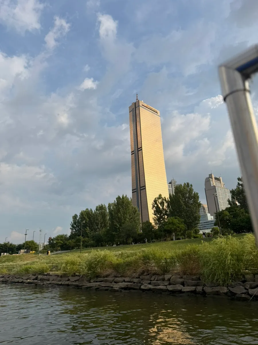 An evening spent on the Han River