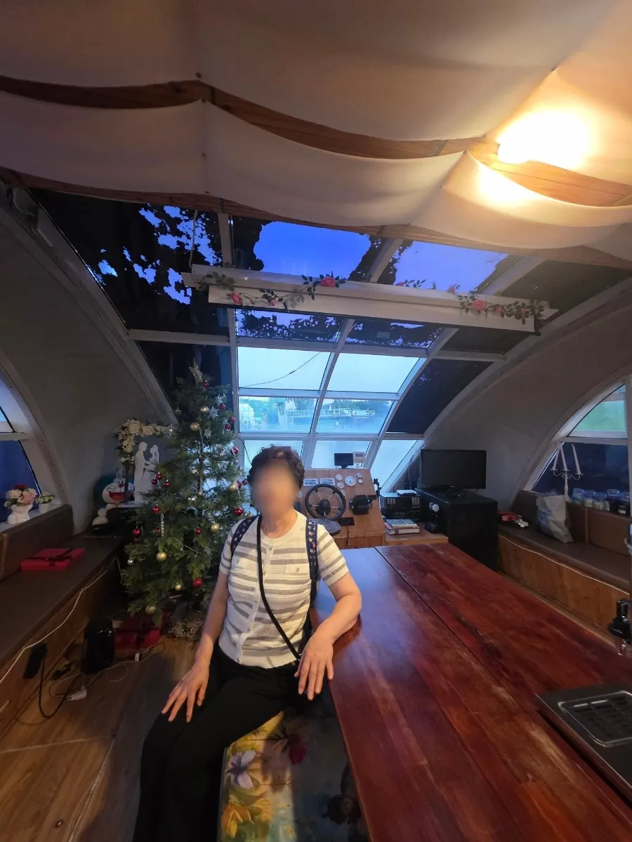 Resting area inside the boat before departure
