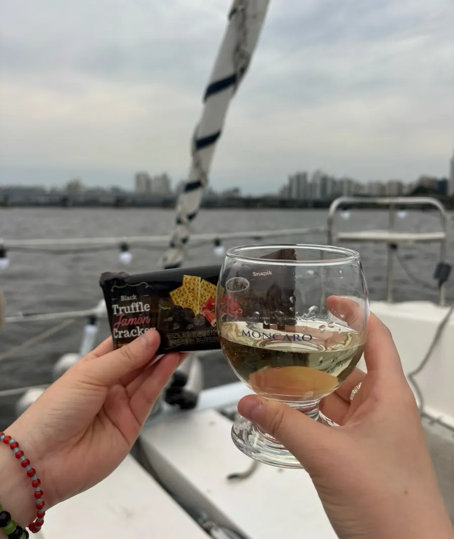 Yacht preparing to depart after the captain’s instructions