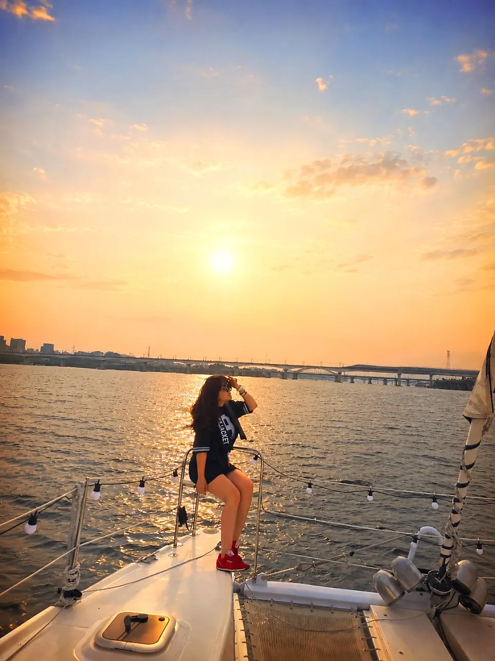 Han River yacht experience