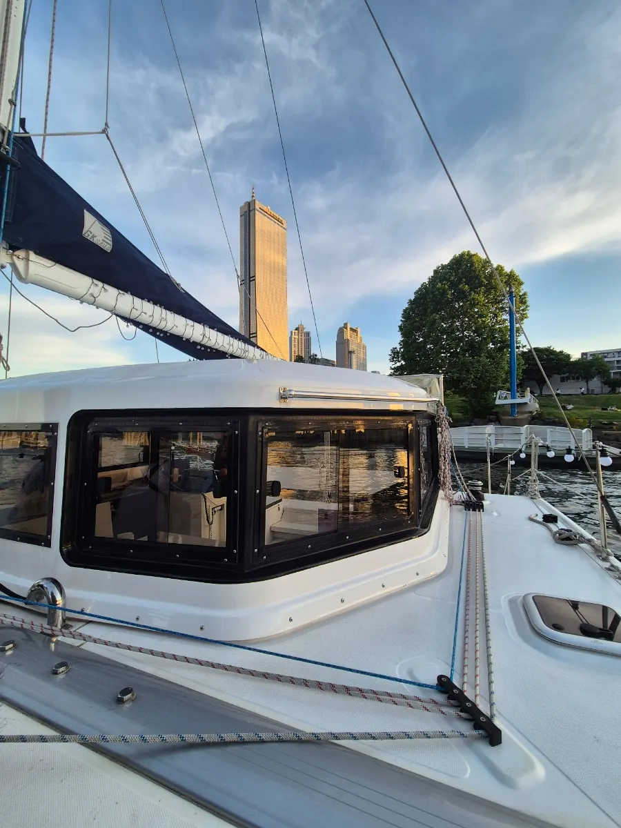 Boarding declaration process before the yacht ride