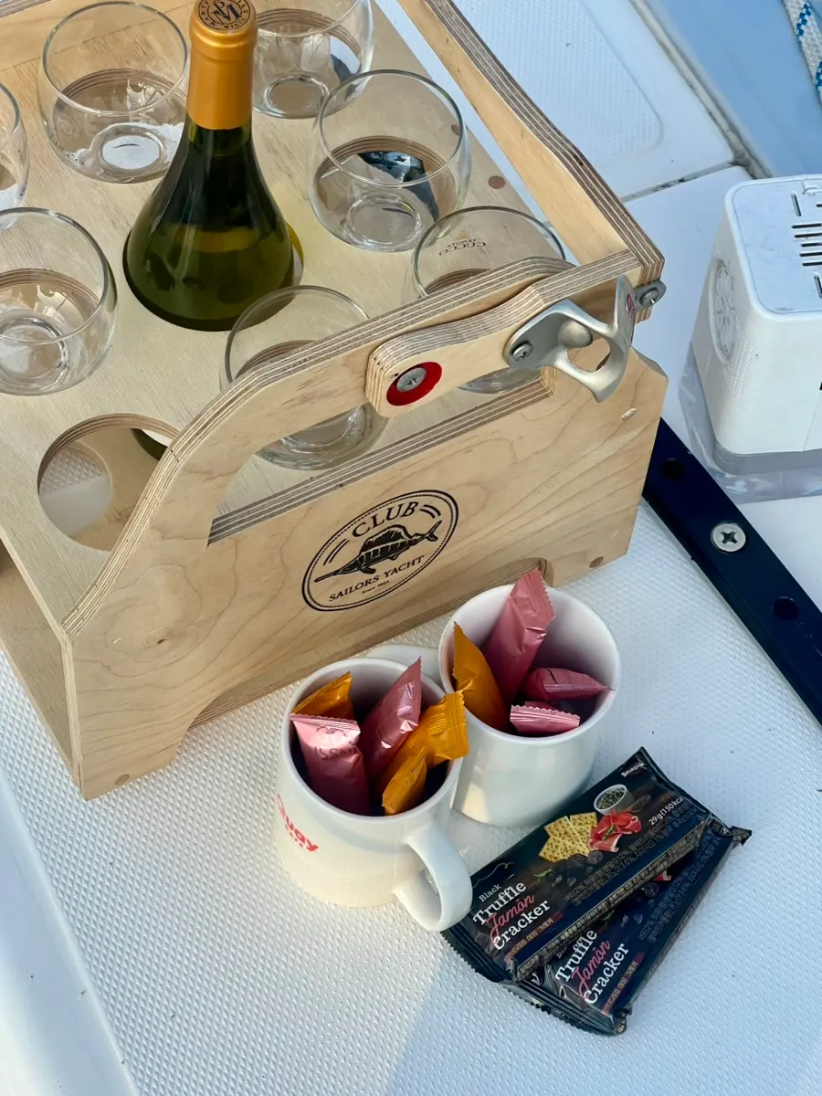 Welcome wine and snacks included