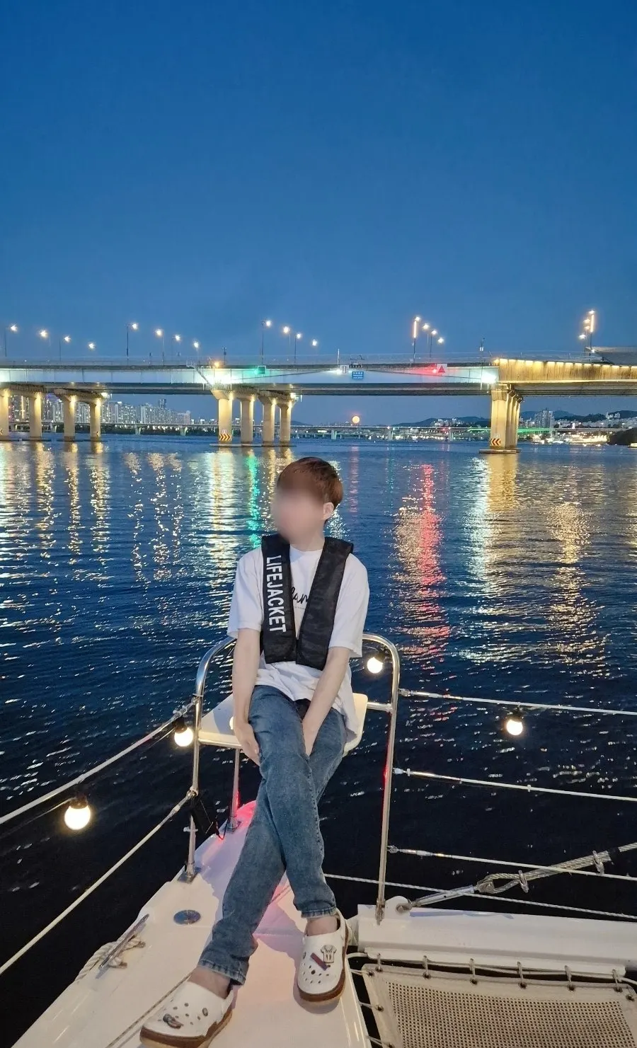 갑판 위 한강 야경 포토 스팟
