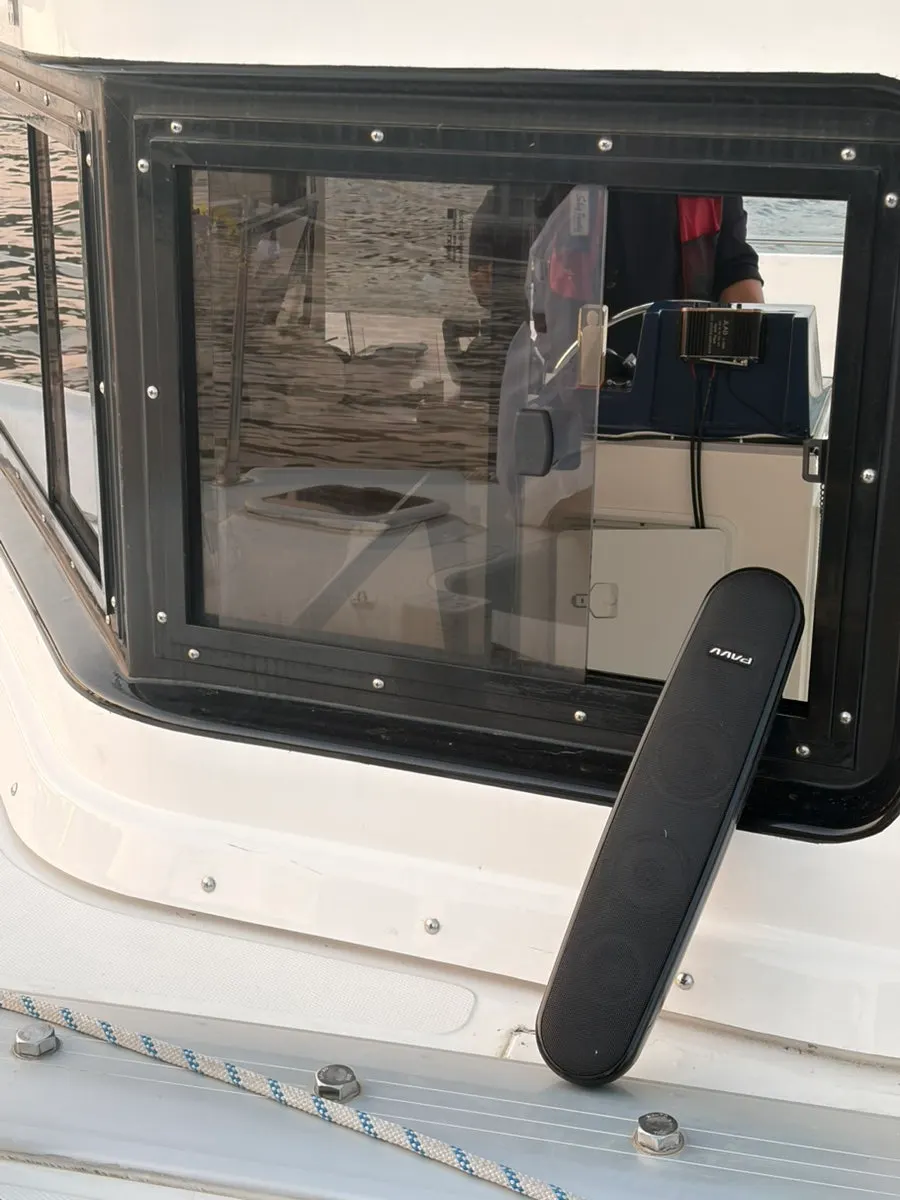 Small yacht that will sail on the Han River