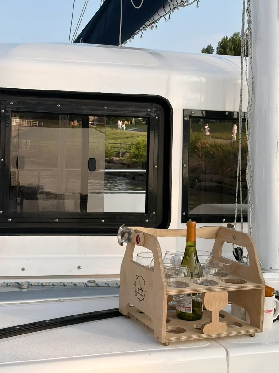 Wine-glass holder and complimentary cookies