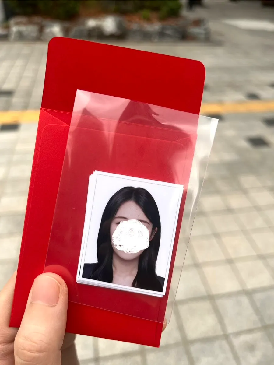 인화된 증명사진