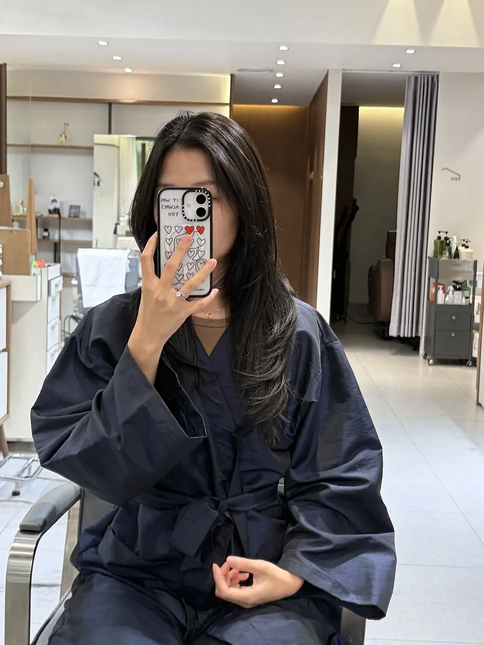 사이드뱅과 이어지는 레이어드 컷