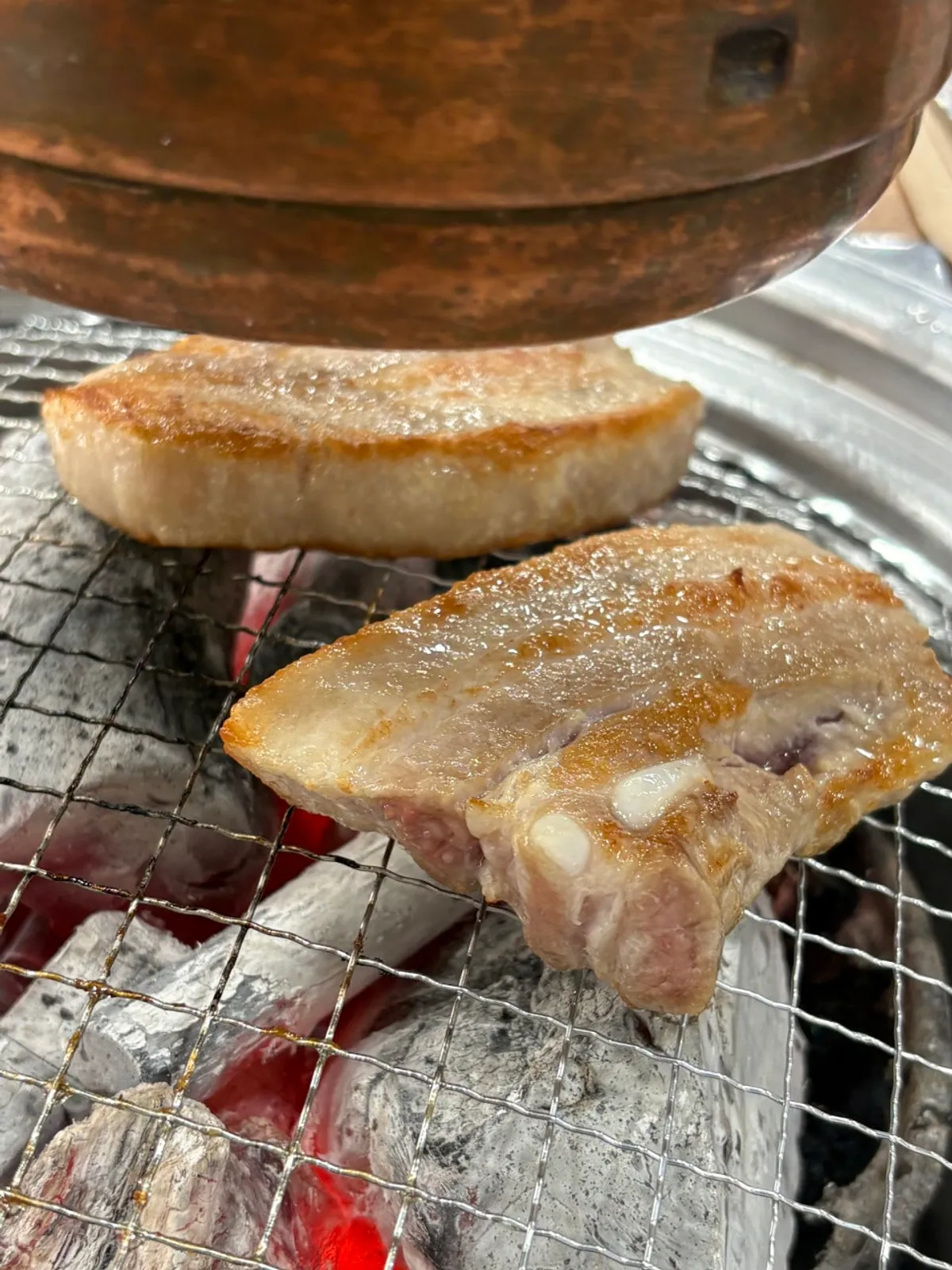 여여정 비장탄 숯불 위에서 굽는 삼겹살