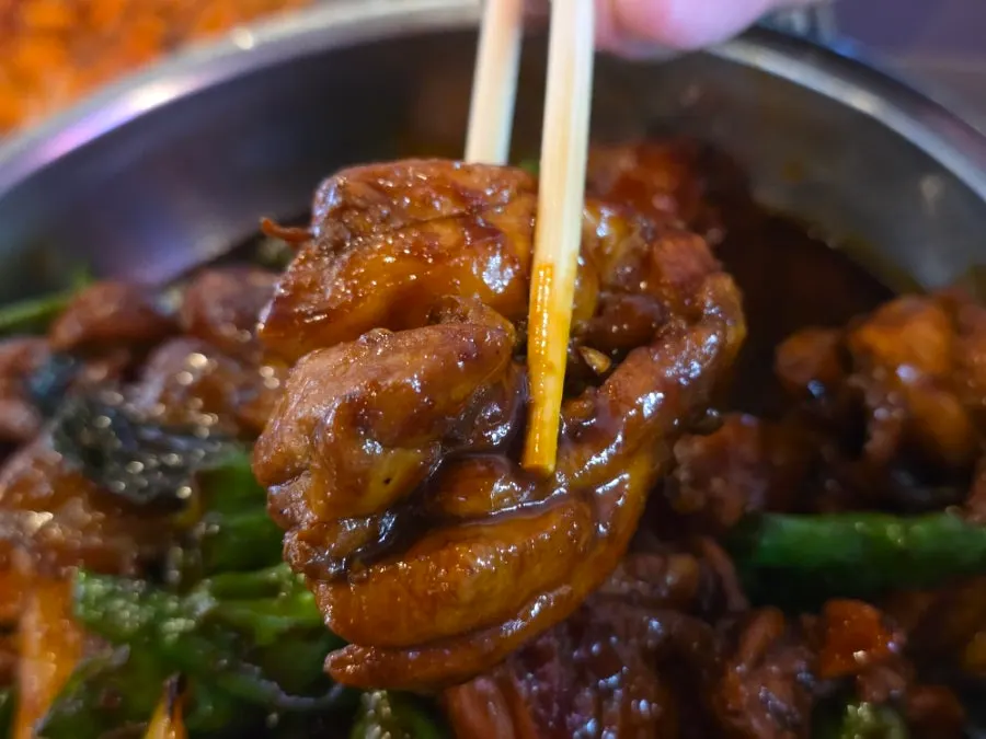 Soy sauce seasoned dakbokkeum with shishito peppers