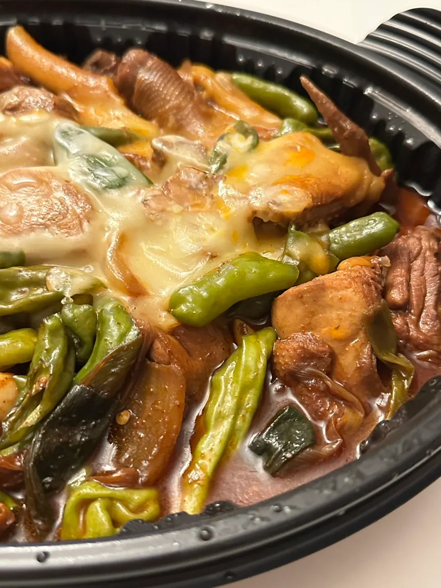양념에 버무려진 꽈리고추 클로즈업