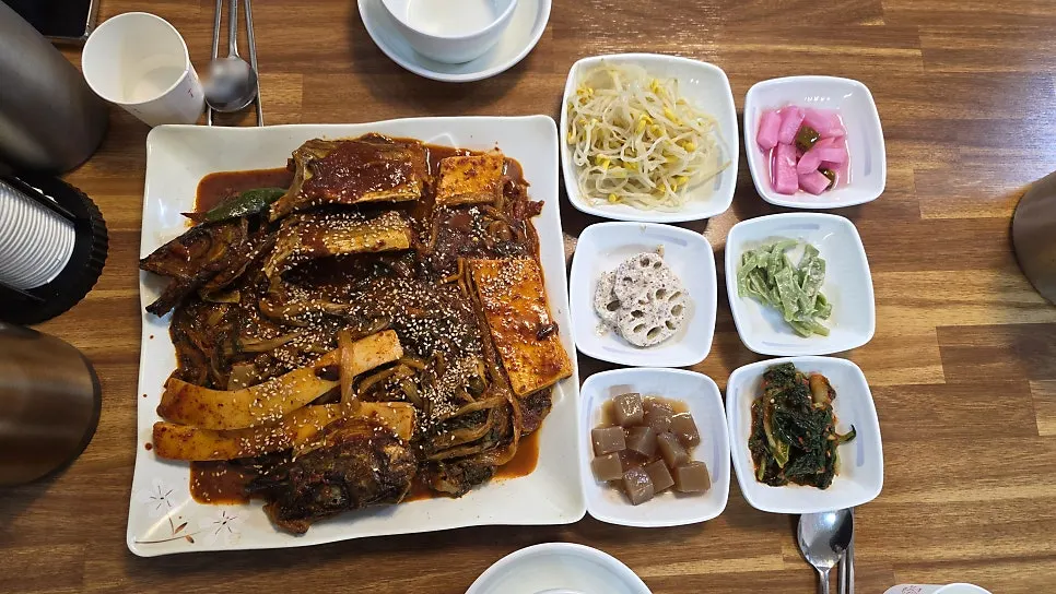 Braised pollack served together with the side dishes