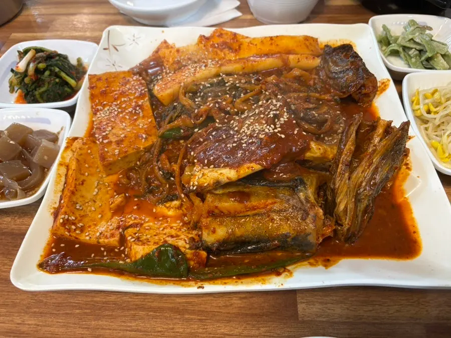 Dried radish greens and pollack meat soaked in sauce
