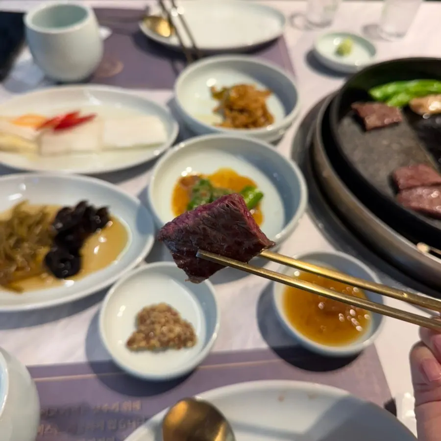 A piece of hanwoo sirloin dipped in salt