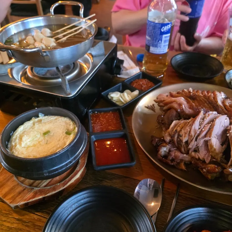 A glistening plate of charcoal-grilled jokbal