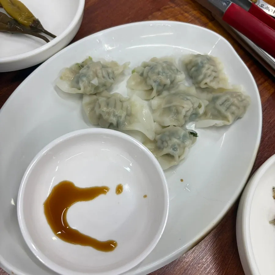 Complimentary side dishes for gopchang hot pot