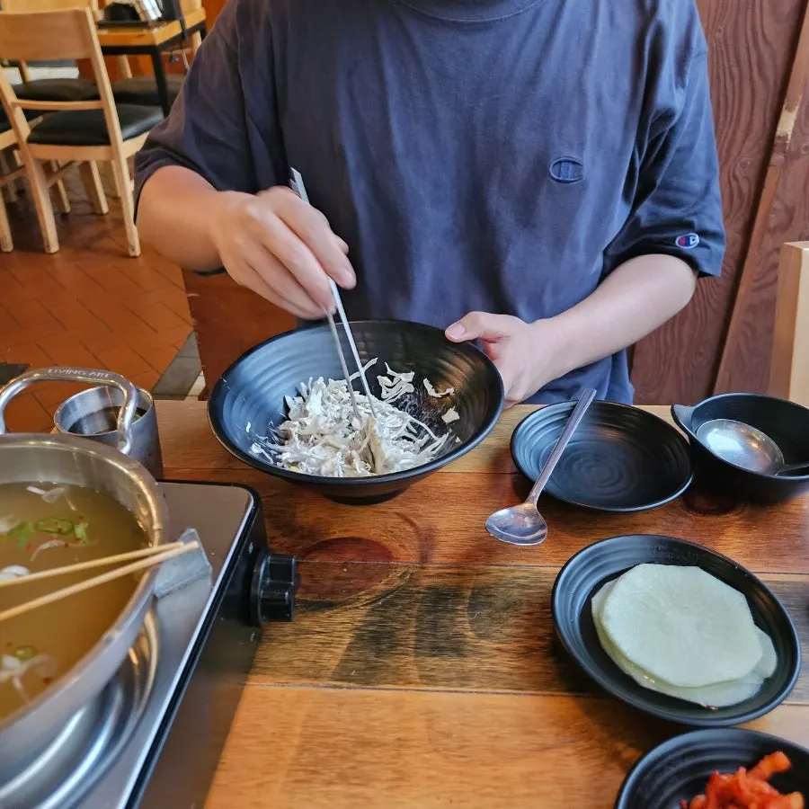 참숯구이족발과 직화매운족발