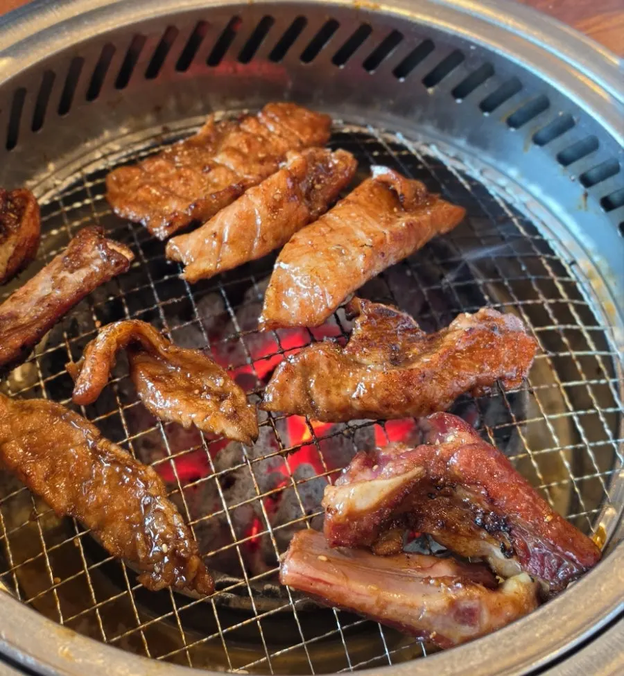 Golden-browned pork galbi