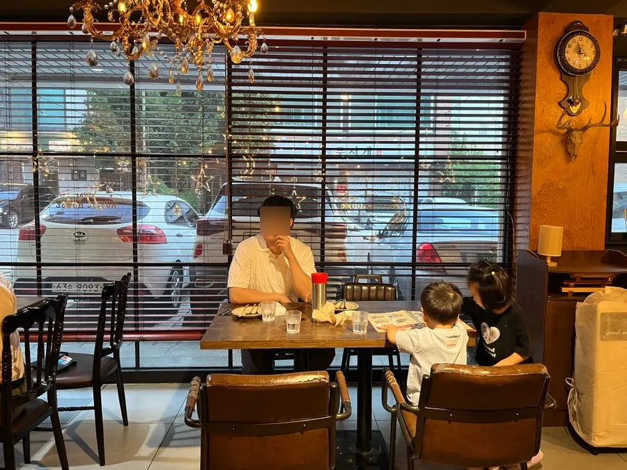 Cowboy-inspired restaurant interior