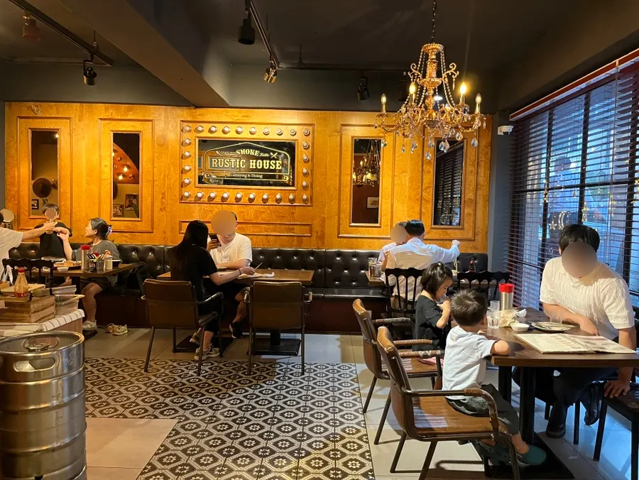 Rustic Smokehouse interior on a Friday evening