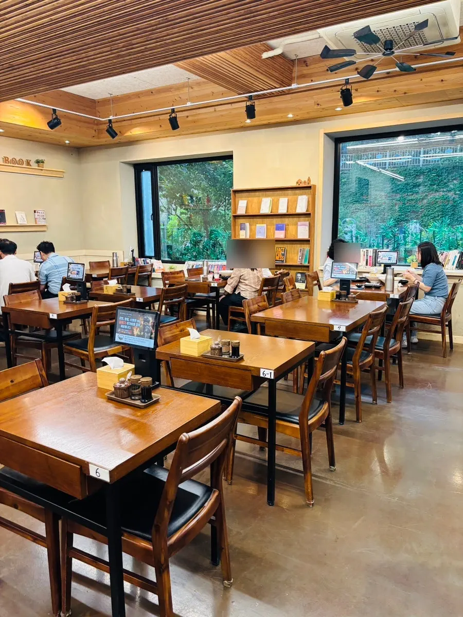 아기의자와 아기 식기 안내