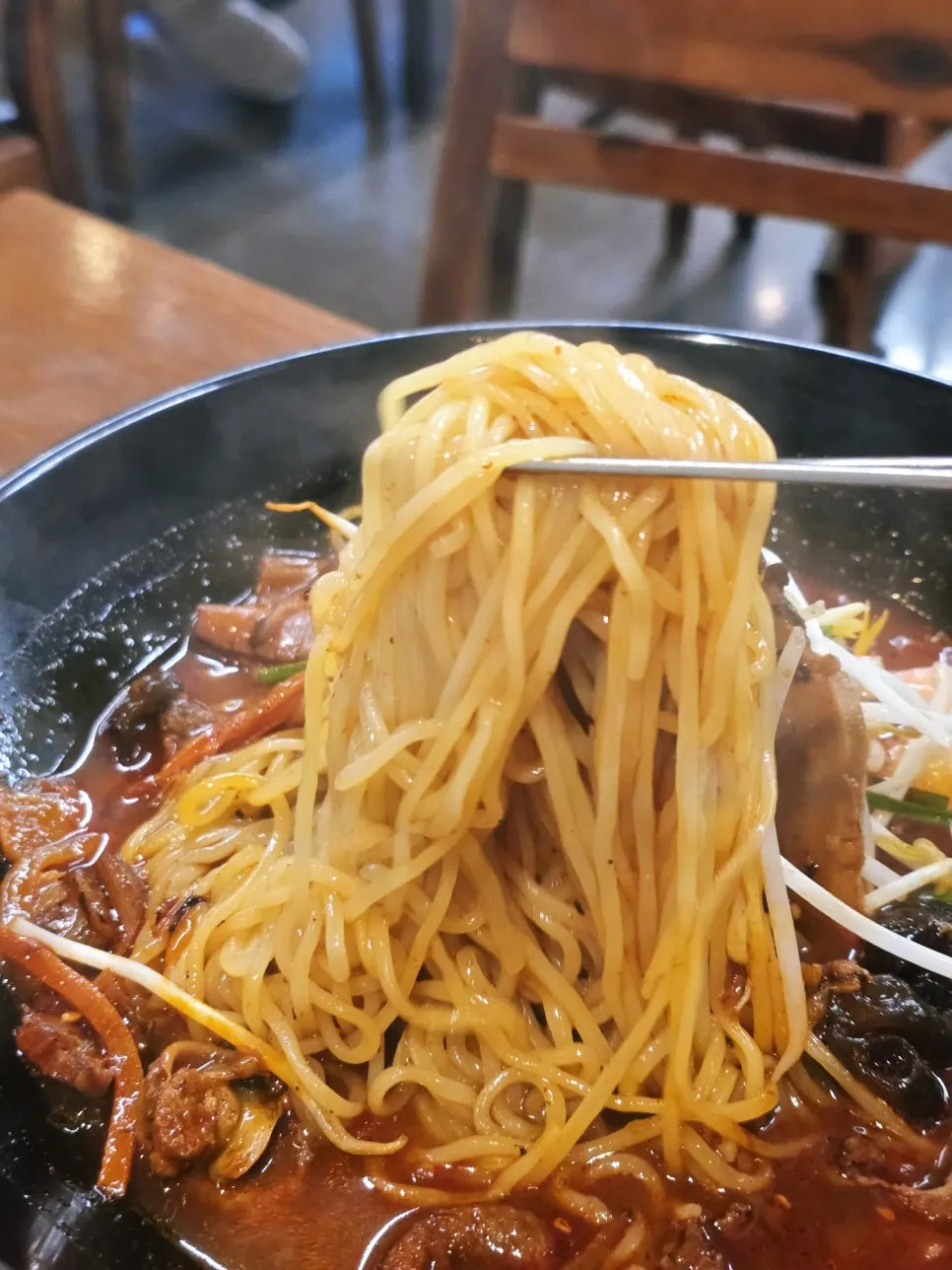 진한 국물의 짬뽕 한 그릇
